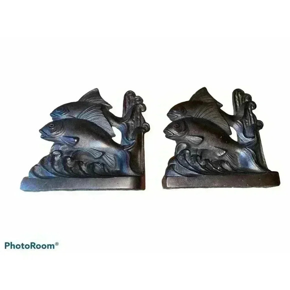 Vintage Hubley 1925 Cast Iron Fish Book Ends - Picture 1 of 5